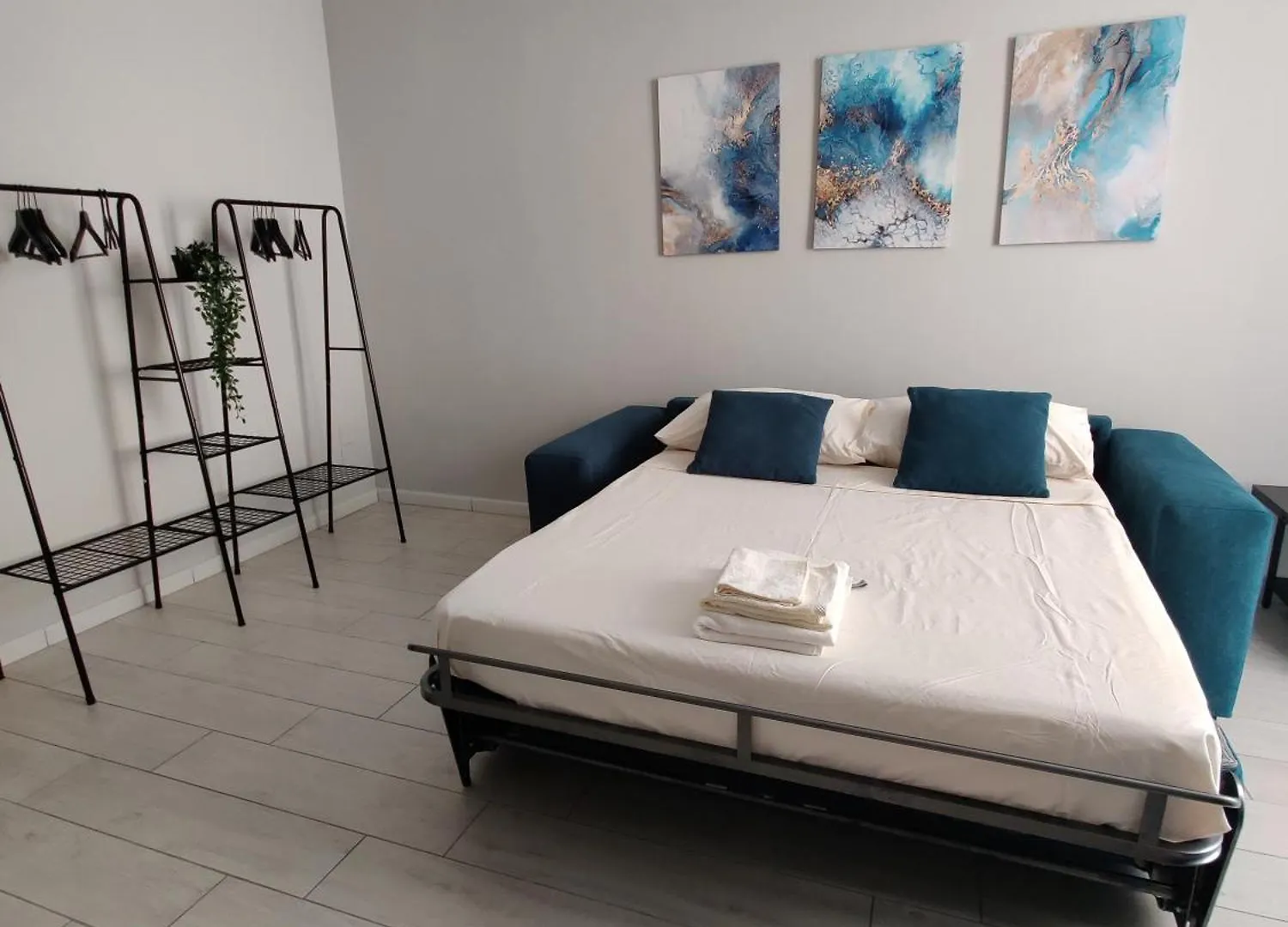 Delph'S House Apartment Catania Italy